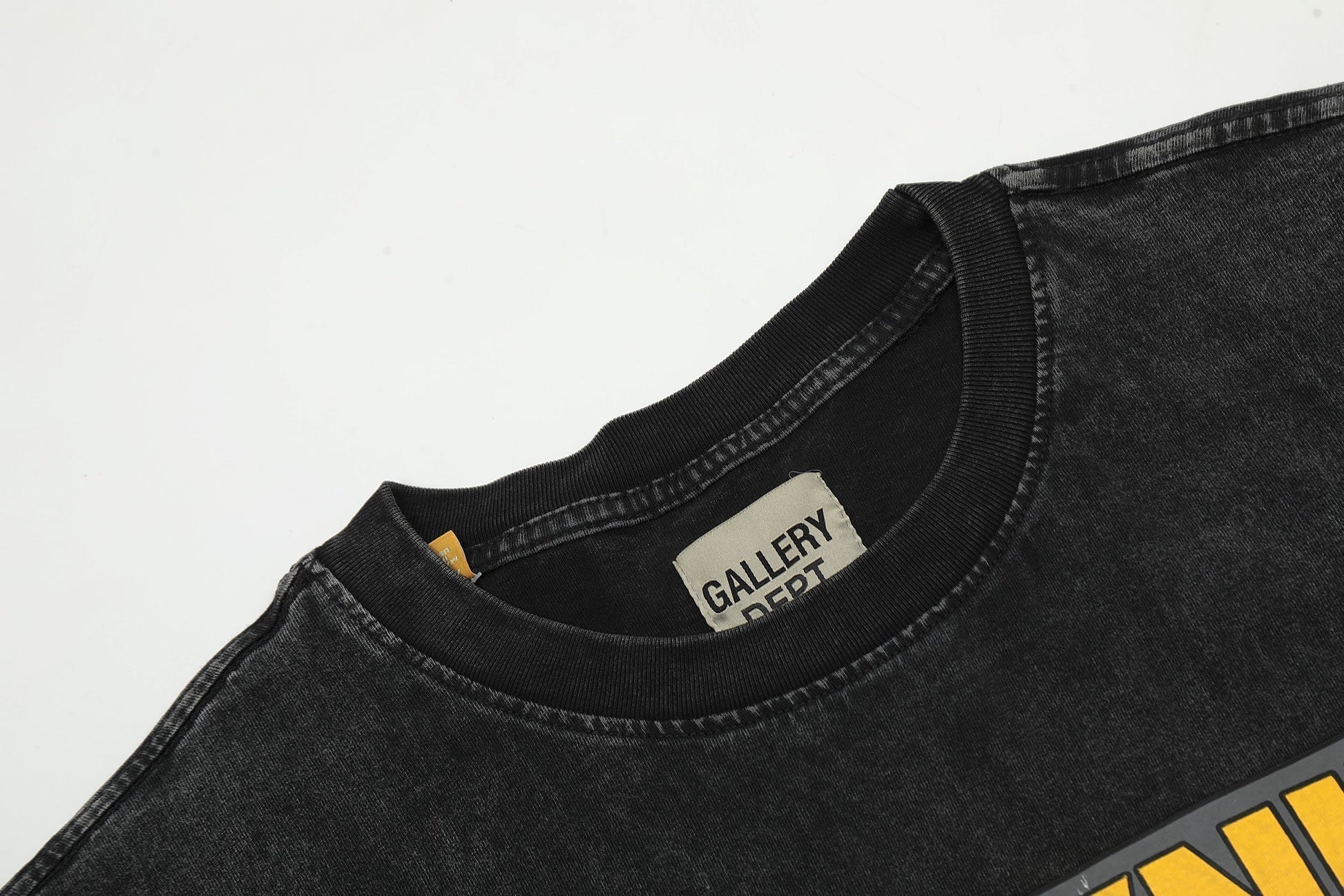GALLERY DEPT New T-shirt D89