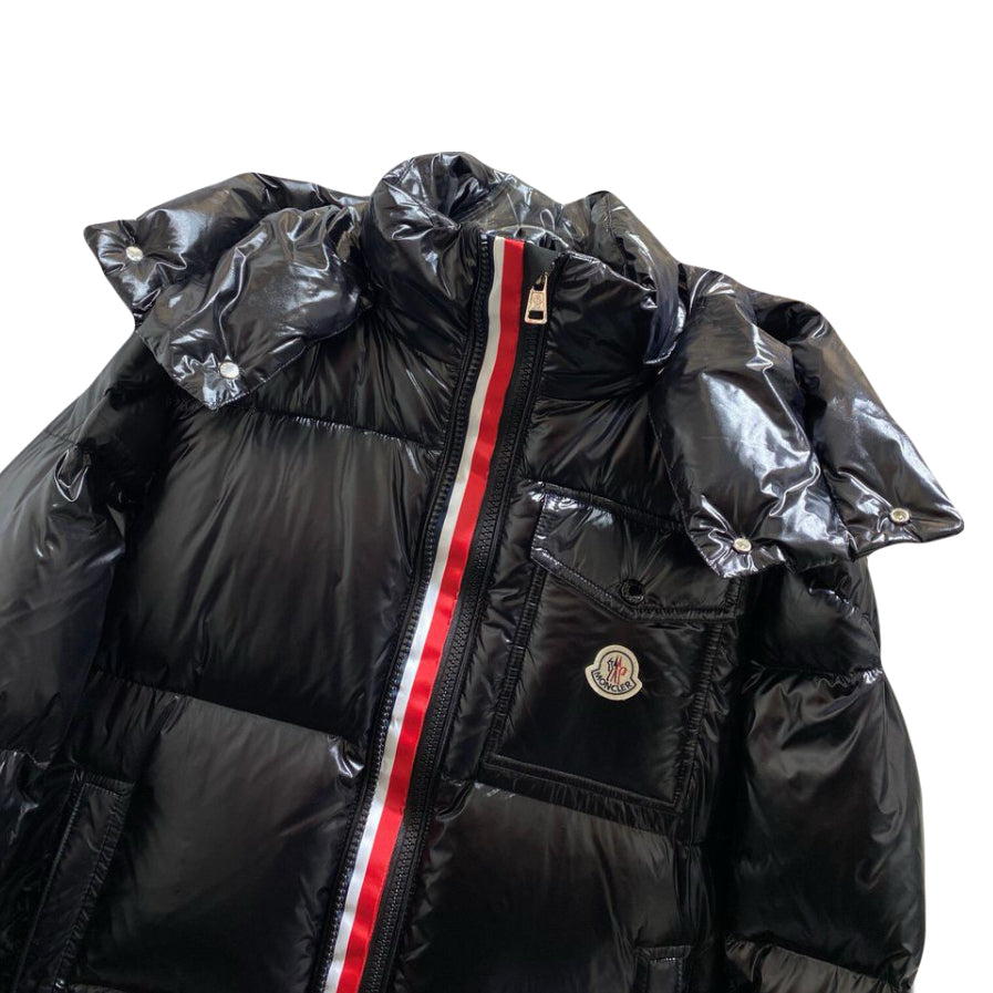 Men's Black Puffer Jacket with Red Stripes - Stylish Insulated Outerwear for Winter