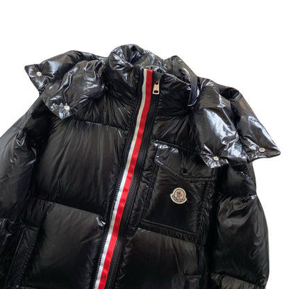 Men's Black Puffer Jacket with Red Stripes - Stylish Insulated Outerwear for Winter