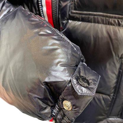 Men's Black Puffer Jacket with Red Stripes - Stylish Insulated Outerwear for Winter
